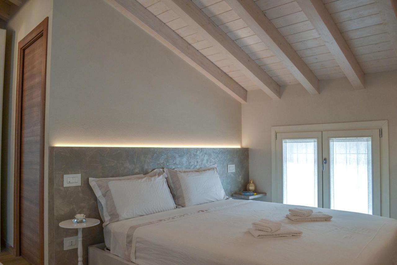 Garda Lake Maison D'Isabella Lonato Eksteriør bilde
